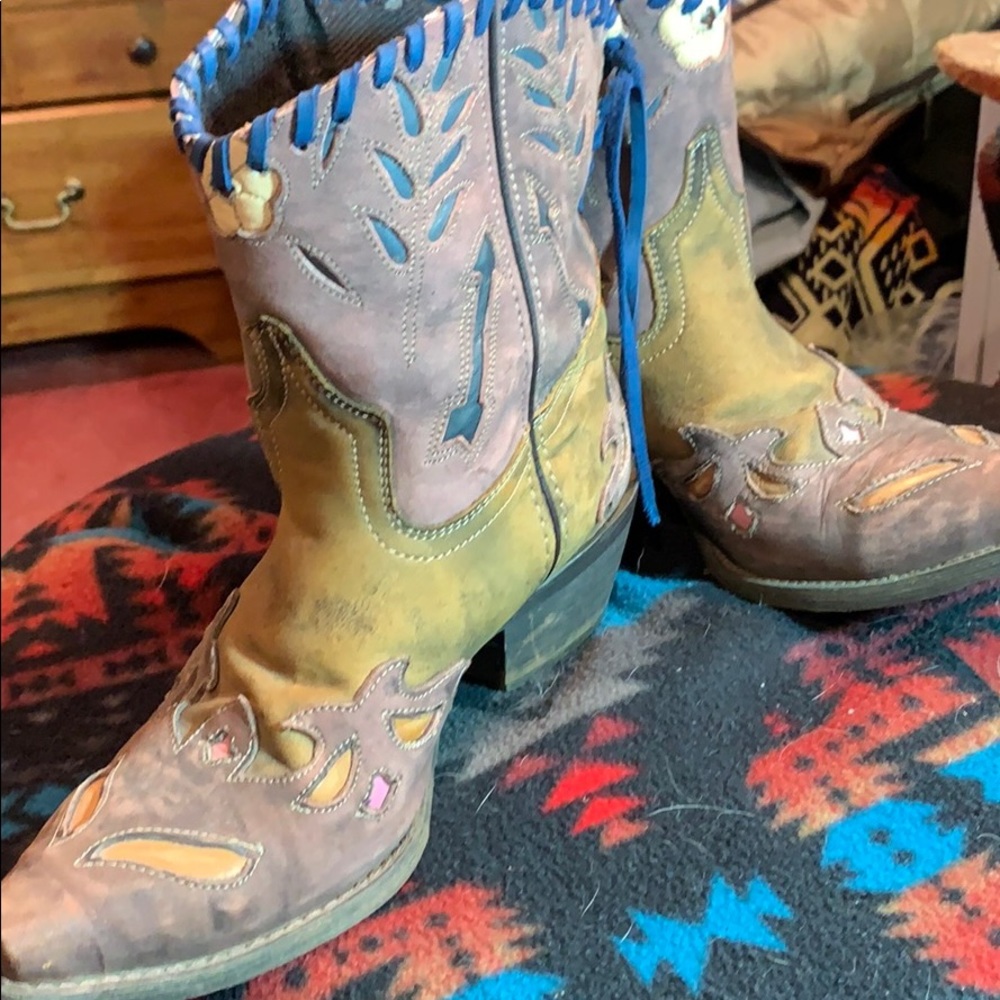 Laredo ladiies boots size 6.5